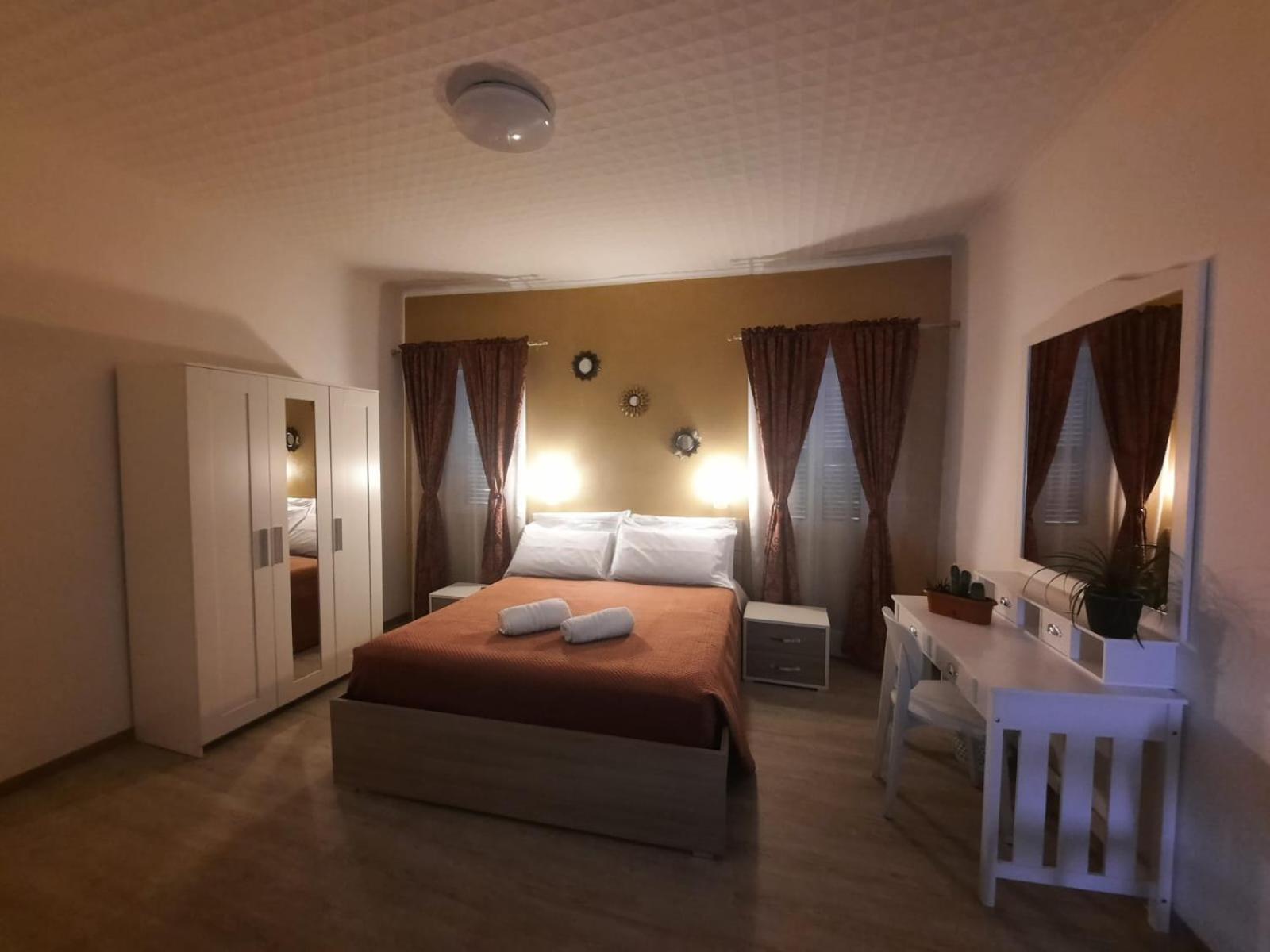 Апартаменты Viccinella House Capranica Экстерьер фото